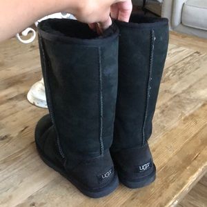 Black UGG boots